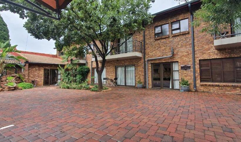 צימר Aero Lodge Guest House