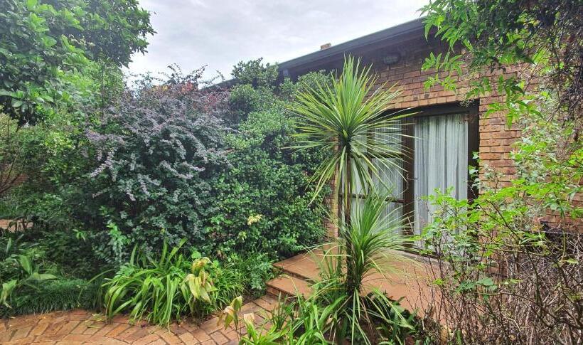 צימר Aero Lodge Guest House