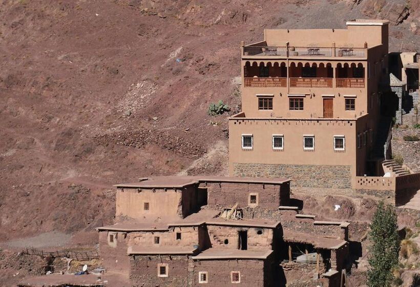 مبيت وإفطار Dar Aymane