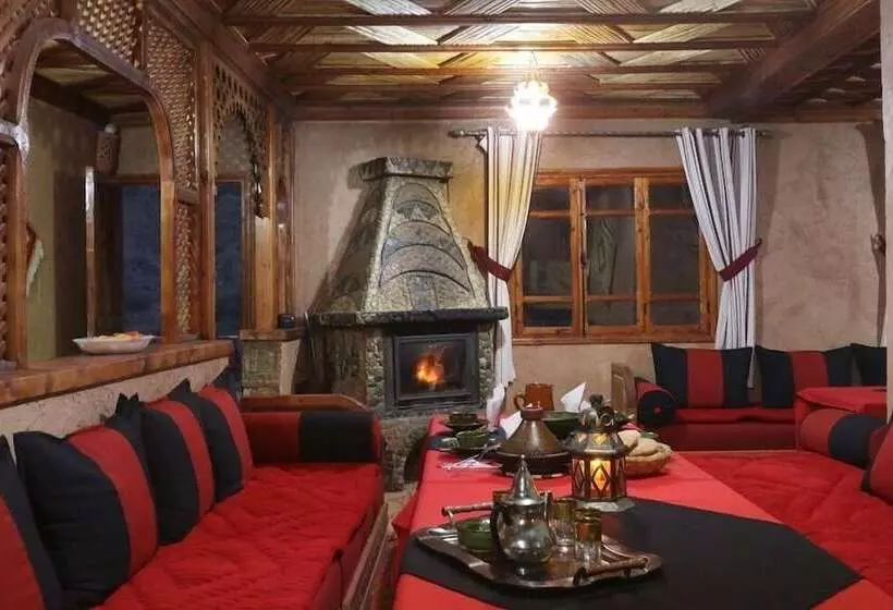 تختخواب و صبحانه Dar Aymane
