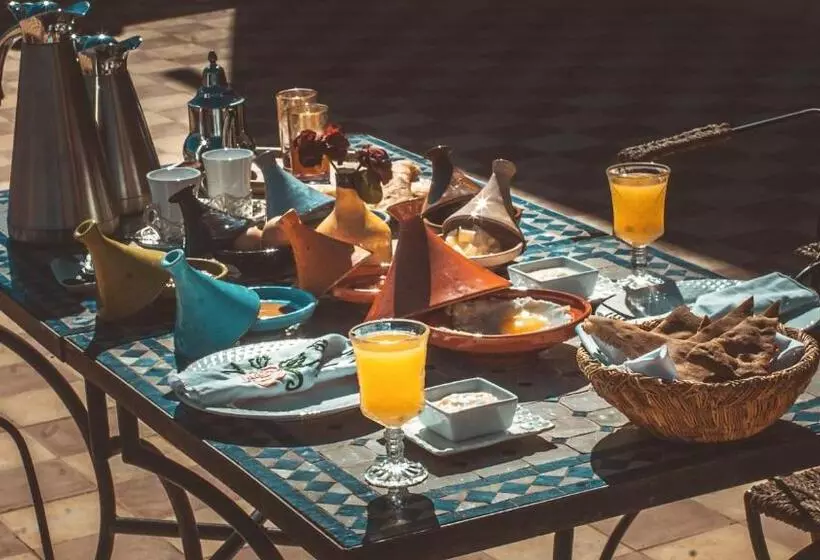 ベッドアンドブレックファースト L Oasis Du Bonheur