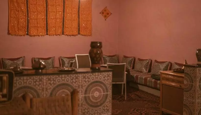 ベッドアンドブレックファースト L Oasis Du Bonheur