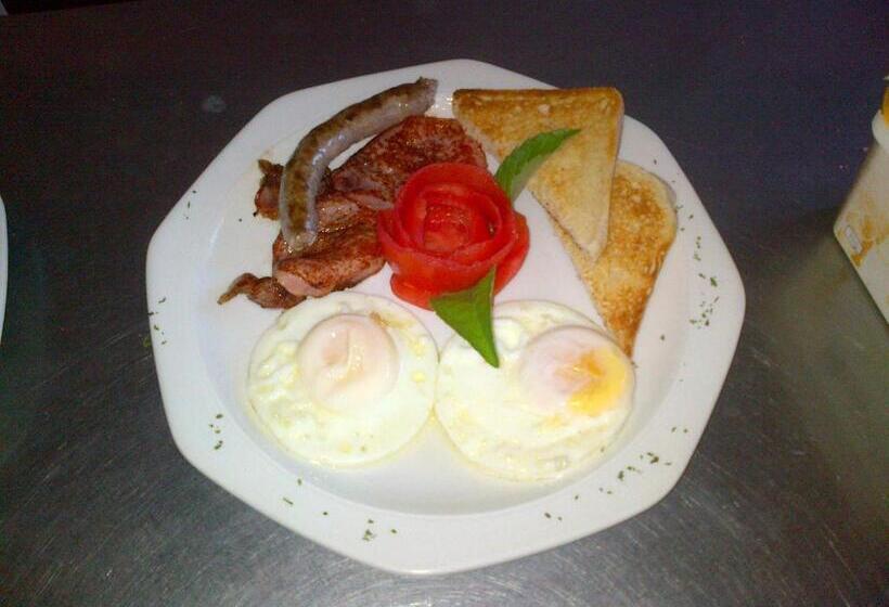 住宿加早餐 Laings Lodge