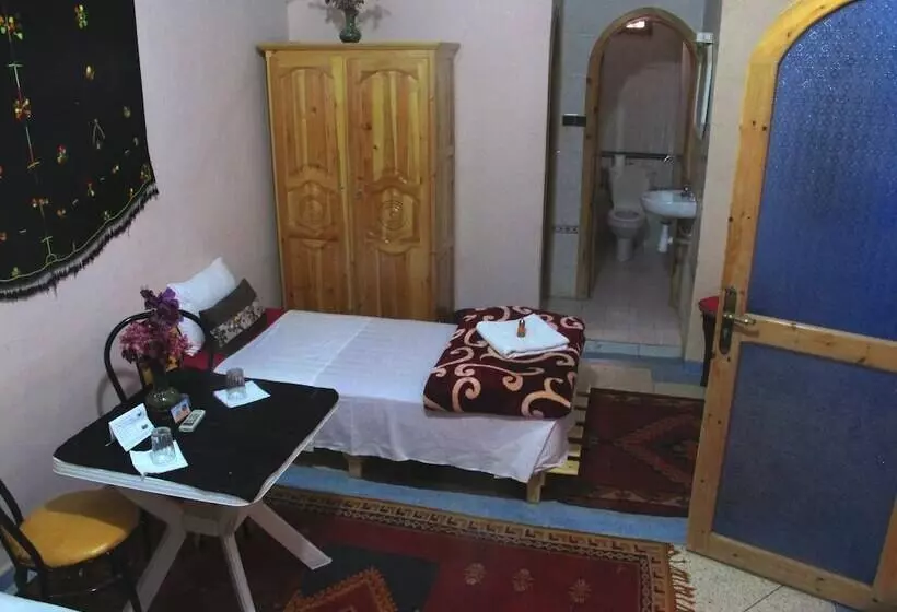 تختخواب و صبحانه Riad De Reve