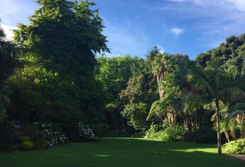 민박 The White Manor