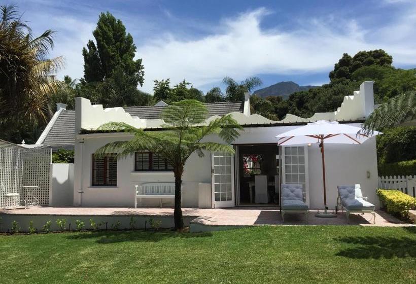 민박 The White Manor