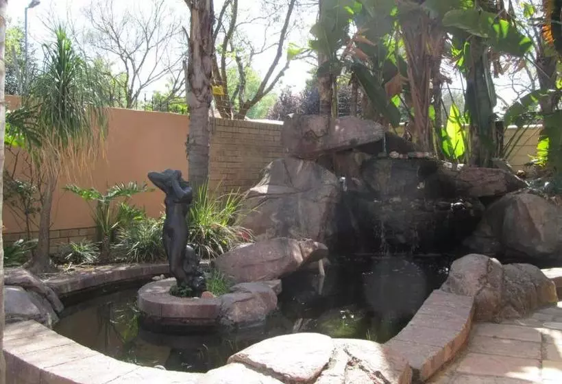 تختخواب و صبحانه Wharawhara Guesthouse