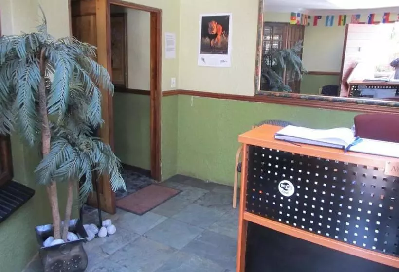 تختخواب و صبحانه Wharawhara Guesthouse