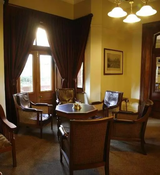 هتل Kimberley Club Guesthouse