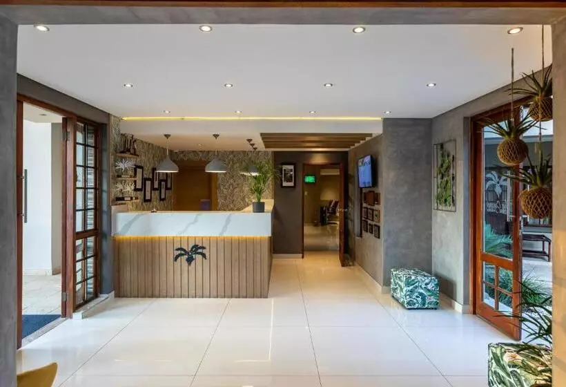 Hotelli The Cycad Lodge & Chalets