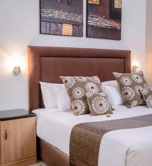 Hotelli The Cycad Lodge & Chalets