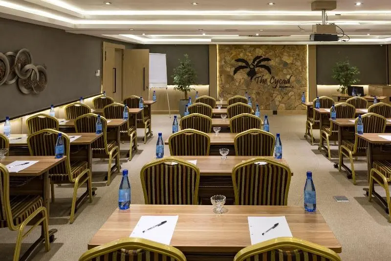 هتل The Cycad Lodge & Chalets