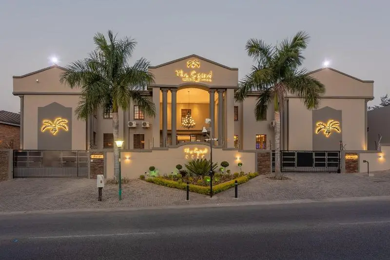 هتل The Cycad Lodge & Chalets