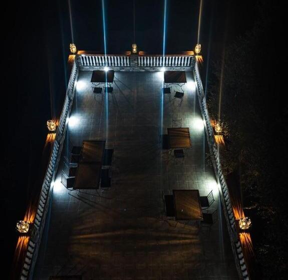 Мотель De La Vallée