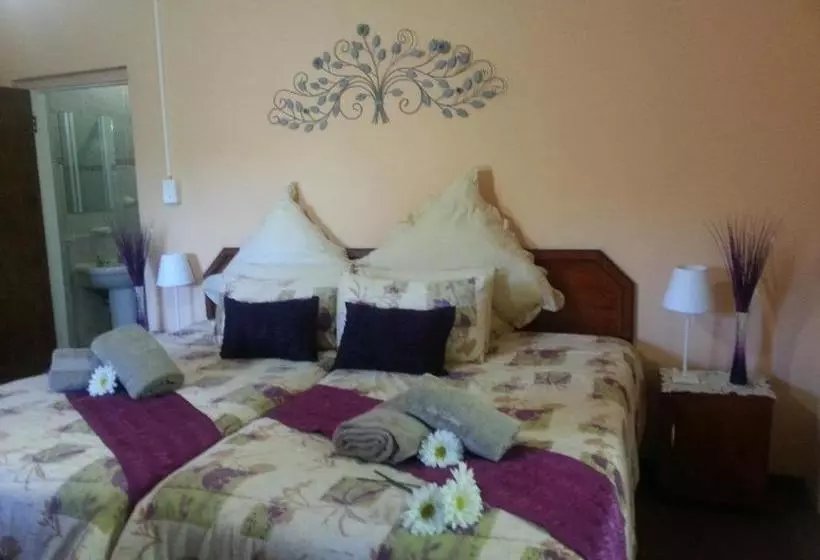 Oak Lane Bed And Breakfast