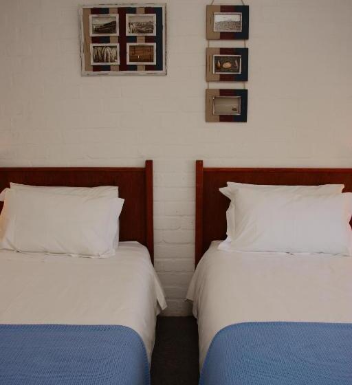 Riviera Hotel & Chalets