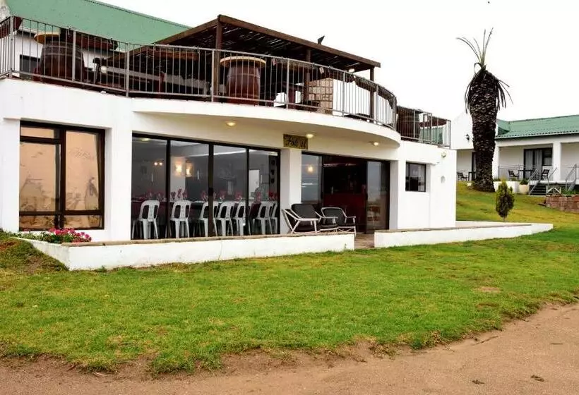 Riviera Hotel & Chalets