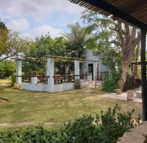 Rosedale Organic Farm Bed & Breakfast