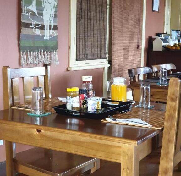 Rosedale Organic Farm Bed & Breakfast