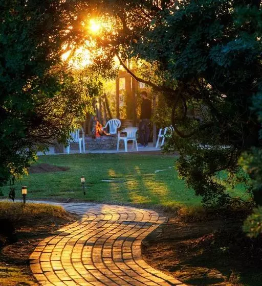 Rosedale Organic Farm Bed & Breakfast