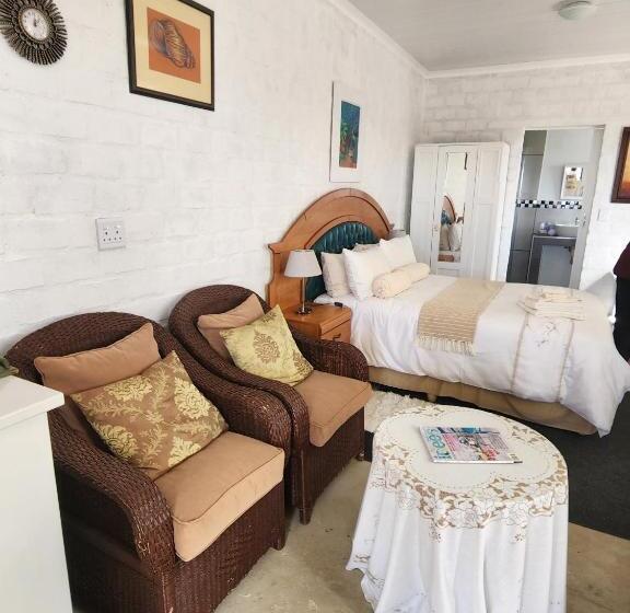 Tirzah S B&b And Self Catering