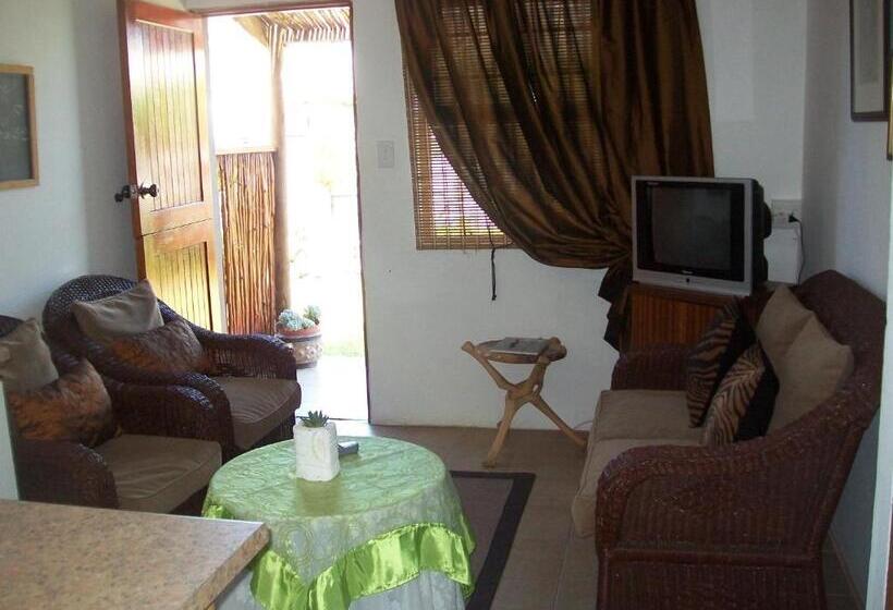 Tirzah S B&b And Self Catering