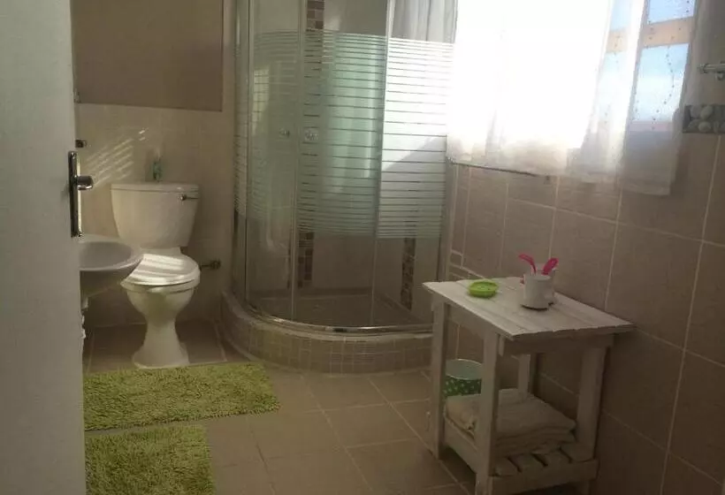 Tirzah S B&b And Self Catering