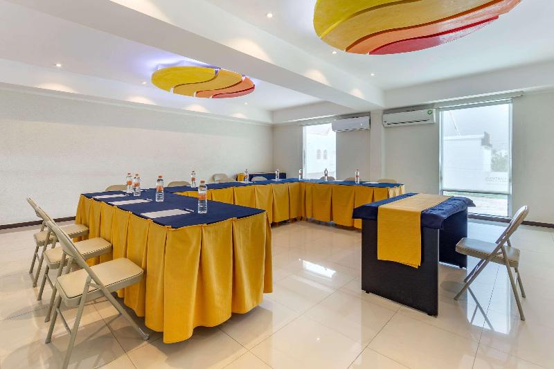 فندق Comfort Inn Cancun Aeropuerto