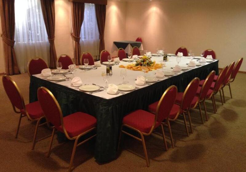 Hotel Diego De Almagro Los Angeles