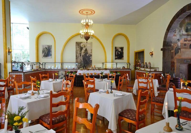 هتل Mision La Muralla