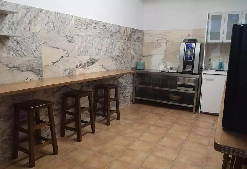 هتل Agora