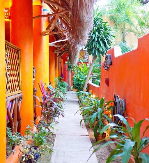 酒店 Aurinko Bungalows