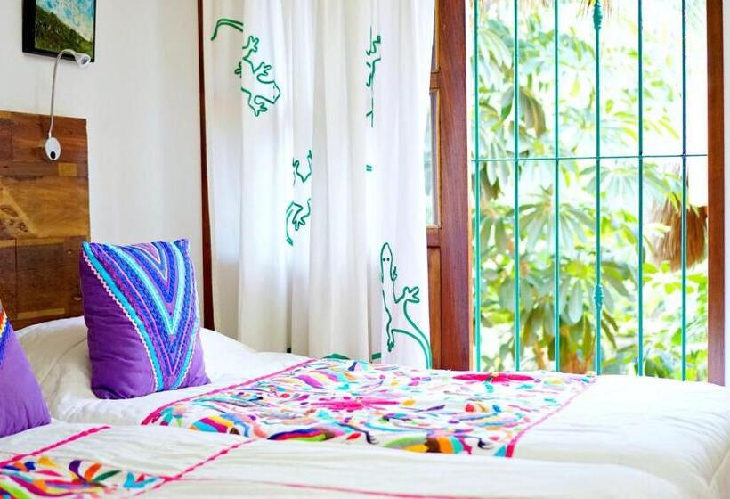 酒店 Aurinko Bungalows