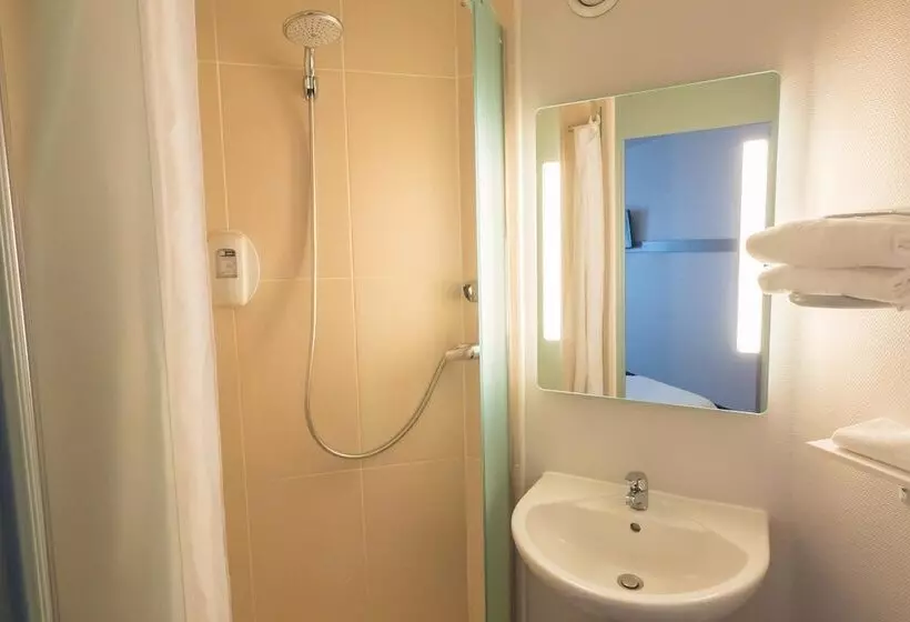 B&b Hotel Angers 2 Université
