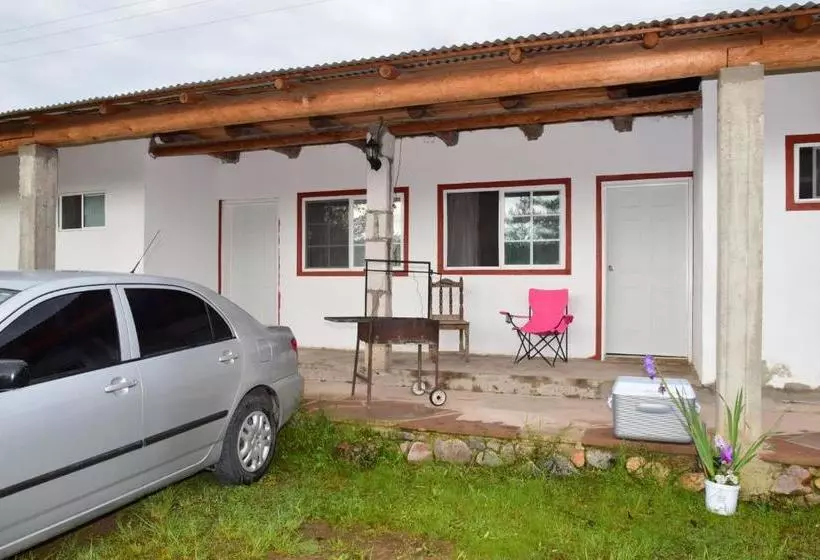 ホテル Cabañas Los Portales Barrancas Del Cobre