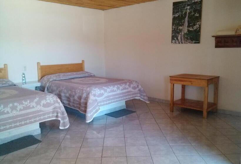 فندق Cabañas Los Portales Barrancas Del Cobre