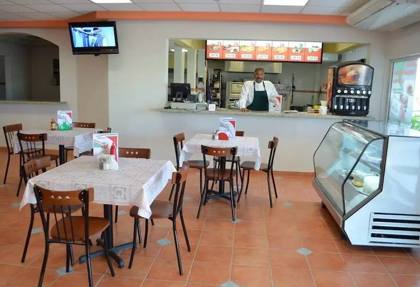 Hotelli La Terminal