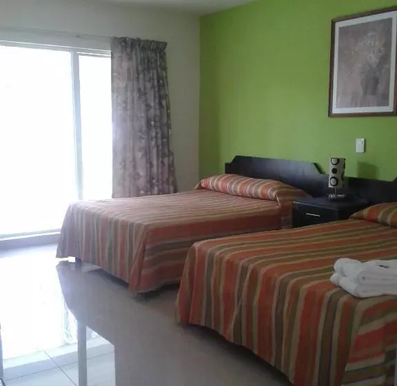 Hotelli Playa Azul