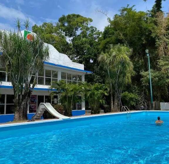 Hotelli Playa Azul