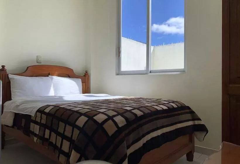 Hotelli Renacimiento
