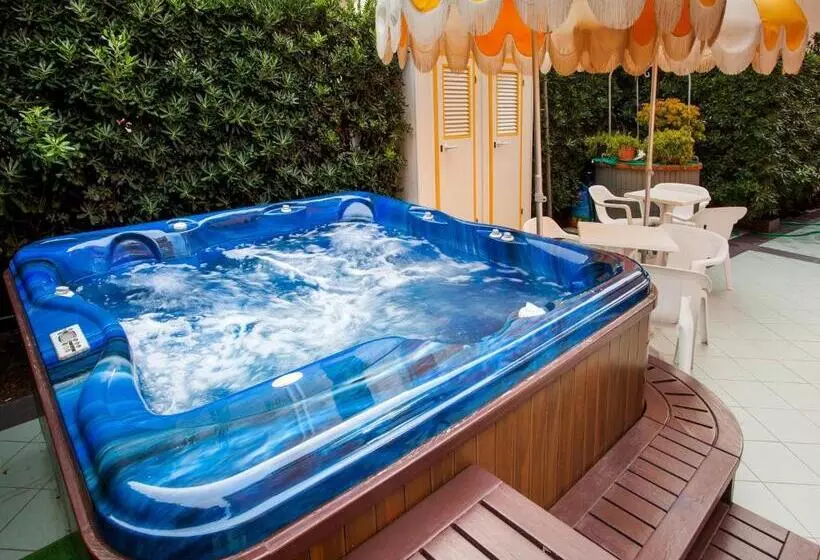 ホテル Sileoni Dépendance Villa Antonio