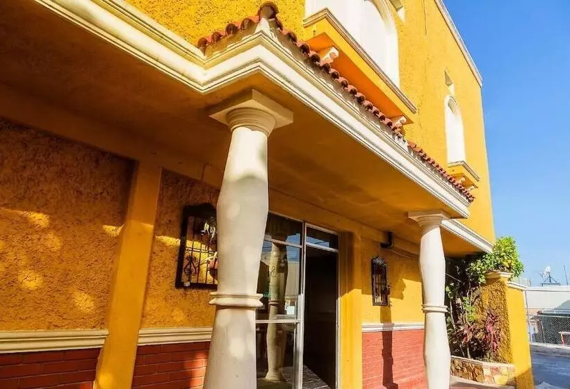 ホテル Suites Ejecutivas