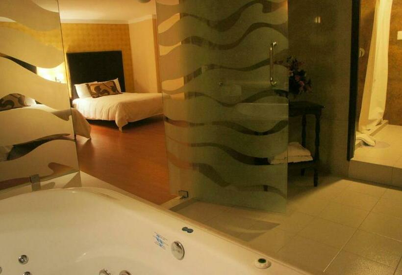 Отель Suites Teziutlan