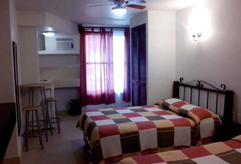 فندق Uke Inn Terán