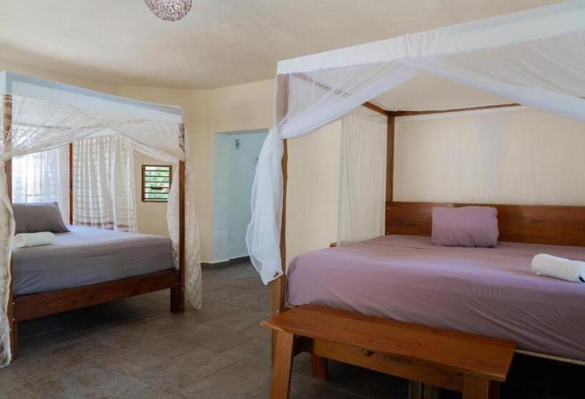 هتل Villas Ecotucan