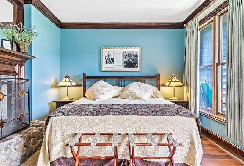 Hotelli Laurel Valley Resort