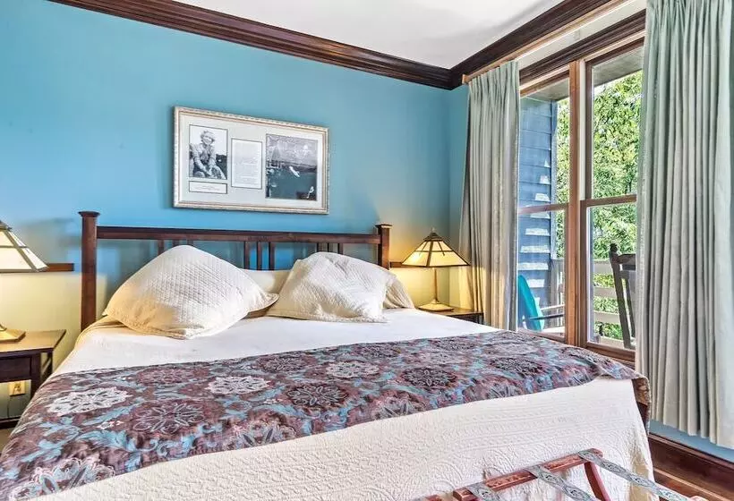 Hotelli Laurel Valley Resort