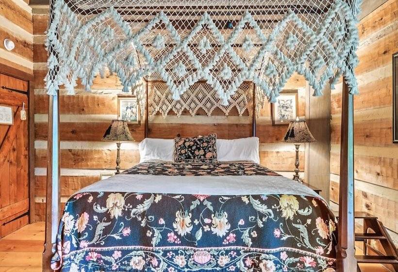 Отель Laurel Valley Resort