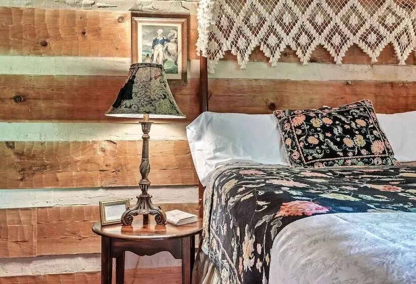 Hotelli Laurel Valley Resort