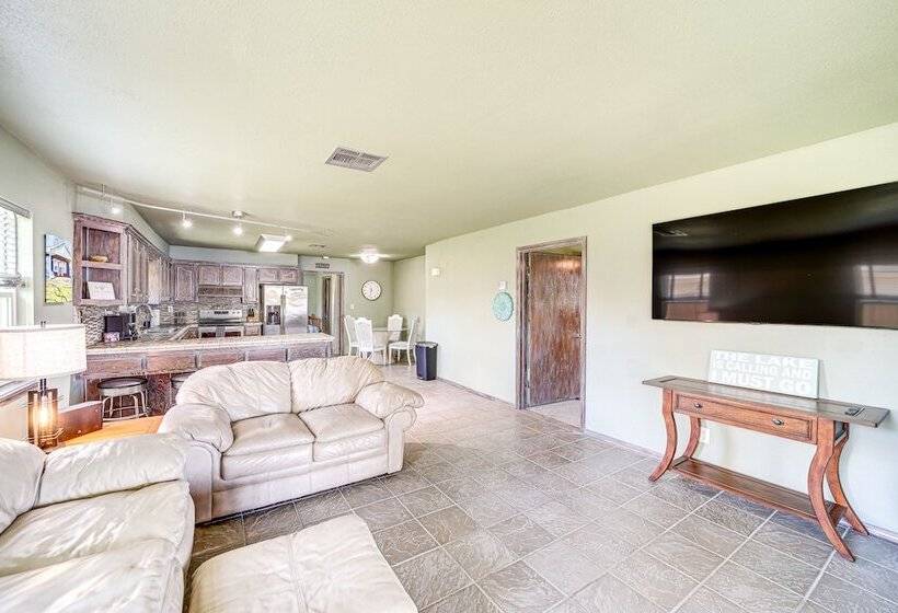 Lakefront Eufaula Cabin W/ Fire Pit & Private Dock